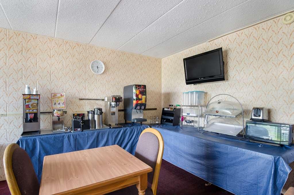 Americas Best Value Inn Вайтвілл Ресторан фото